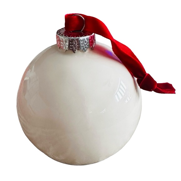 RAE DUNN Magenta “Mr. & Mrs. Est. 2019” Ivory Ceramic Artisan Collection - Picture 2 of 2